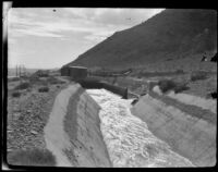 Los Angeles aqueduct, section of in-ground channel, 1924