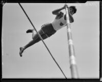 Max Luna pole vaulting, before leaving for the national Mexican track and field championships, Los Angeles, 1933