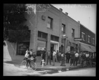 Los Angeles Trust and Saving Bank, Huntington Park Branch, after robbery, Huntington Park, 1921