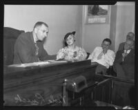 Viola Lueck, witness in Mary Emma James murder case, on witness stand, Los Anglels, 1935