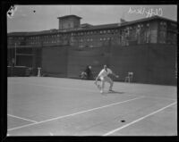 Cliff Herd plays at the Los Angeles Tennis Club, Los Angeles, ca. 1927