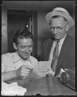 Maurice Fruchtman, arrested for attempted murder, and Detective Lieutenant Miles Ledbetter, Los Angeles, 1935