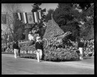 Nautical themed float entered by Santa Monica in the Tournament of Roses Parade, Pasadena, 1933