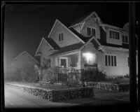 Exterior of the bungalow house where kidnapping victim Mary Skeele was held, Pasadena, 1933