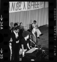 Angela Davis speaks on nationwide tour, Los Angeles (Calif.)