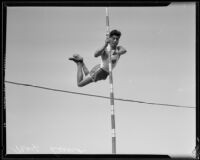 Max Luna pole vaulting, before leaving for the national Mexican track and field championships, Los Angeles, 1933