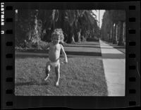 Baby Teddy Chavannes' first steps, Los Angeles, 1935