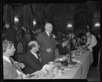 California Governor Frank Merriam speaking at banquet table, Los Angeles, 1935