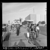 American Federation of Teachers members picketing in protest of teacher's transfer at Pasadena High School, Calif., 1965