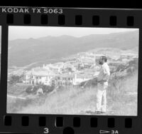 Activist Ronald Dean looking over development in Santa Ynez Canyon, Calif., 1988