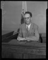 Harry Sewell testifying on witness stand, Los Angeles, 1934 — Calisphere
