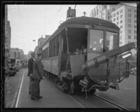 Street car crash, Los Angeles, 1935