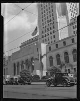 Flag at half-mast at City Hall for Will Rogers and Wiley Post, Los Angeles, 1935