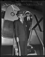 Diplomat Tetsuichiro Miyake exits his plane, Los Angeles, 1939