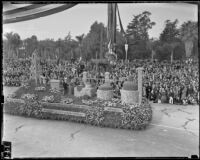 "Romance of the Oil Industry" float from Standard Oil at the Tournament of Roses Parade, Pasadena, 1939