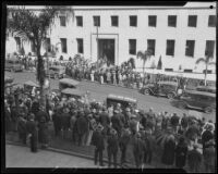 Crowds outside the Hall of Justice where William Edward Hickman was tried for kidnap and murder, Los Angeles, 1927-1928