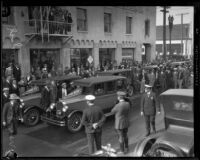 Stunt driver Hayward Thompson completes blindfolded drive, Los Angeles, 1927