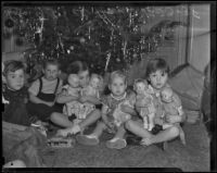 Children at the Bid-A-Wee Home celebrate Christmas, Los Angeles, 1938