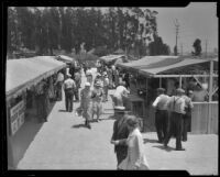 Los Angeles Farmers' Market at 3rd & Fairfax during opening, Los Angeles, 1934