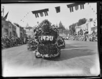 Float with a foral sign reading "1930" in the Tournament of Roses Parade, Pasadena, 1930