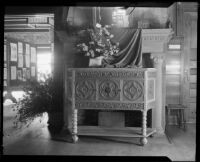 Interior of the Otis Art Institute during a student exhibition (?), Los Angeles, between 1918-1939