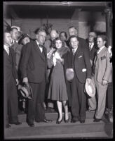 Winnie Ruth Judd, murder suspect, surrenders, Los Angeles, 1931