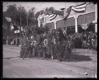 Unidentified carriage pulled by a horse in the Tournament of Roses Parade, Pasadena, 1924