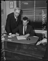 Deputy District Attorney Howard Hinshaw and Frank E. Walker, Los Angeles, 1935