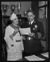 Chief James E. Davis thanks psychic known as Carlotta, Los Angeles, 1935