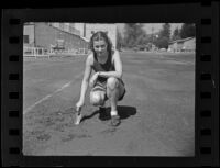 Marguerite Caswell on the track, Los Angeles, 1936