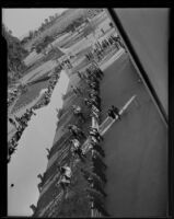 Spectators arriving at the Santa Anita Race Track, Arcadia, 1934-1939