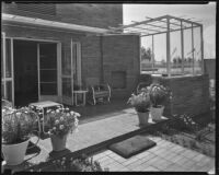 Model house worth $10,000 at the Los Angeles National Housing Exposition, Los Angeles, 1935