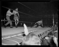 "Butch" Rogers and "Champ" Clark boxing at the Grand Olympic Auditorium, Los Angeles, 1935