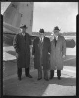 John M. Carmody, William Morris Leiserson, and James W. Carmalt arrive in Glendale, 1934