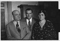 Three unidentified people involved in the trial of Liberty A. Hill, convicted embezzler, Los Angeles, 1932