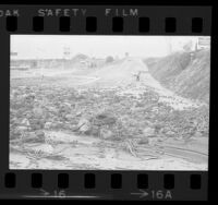 Rock and mud slide covering lanes along Palos Verdes Drive in Palos Verdes, Calif., 1974