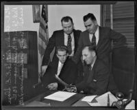 Detective Lieutenant Edward E. Slope, Detective Lieutenant Charles H. Bridgeman, murder suspect Leroy Drake, and Buron Fitts, Los Angeles, 1935