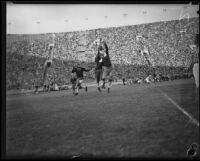 Football game between the USC Trojans and Notre Dame Fighting Irish at the Coliseum, Los Angeles, 1934