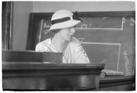 Woman testifying in a courtroom, Los Angeles, 1930-1939