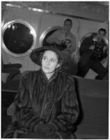 Betsey Cushing Roosevelt at her divorce suit against husband James Roosevelt, eldest son of the President, Los Angeles, February 29, 1940