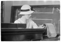 Woman testifying in a courtroom, Los Angeles, 1930-1939