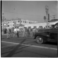 Strikers and sympathizers during the Conference of Studio Unions strike, Los Angeles, October 19, 1945