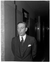 Lieutenant Colonel Norman Grimsditch during the murder trial for Dr. George K. Dazey, accused of murdering his wife, Los Angeles, 1940