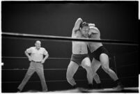 Wrestling match between Italian newcomer Vincent Austeri and Salt Lake City native Del Kunkel at Olympic Auditorium, Los Angeles, 1938