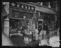 Street scene in Little Tokyo, Los Angeles, 1941