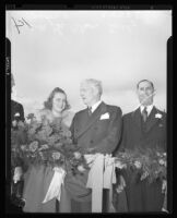 Governor Olson and Tournament of Roses Queen Sally Stanton at dedication of Arroyo Seco Parkway, Los Angeles, 1940