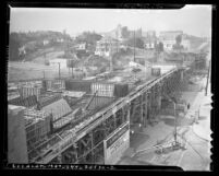 Construction of viaduct over First Street, Beverly Blvd, and Glendale Blvd. in Los Angeles, Calif., circa 1941