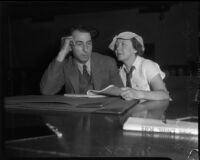 Pete Schneider, with wife Alma, on trial for manslaughter, Los Angeles, 1935