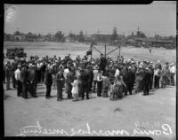 Bonus Army convenes for a march, Los Angeles, 1935