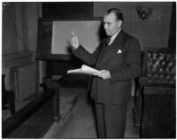 Deputy District Attorney Russell E. Parsons at the liquor license bribe trial, Los Angeles, October 1939-May 1940